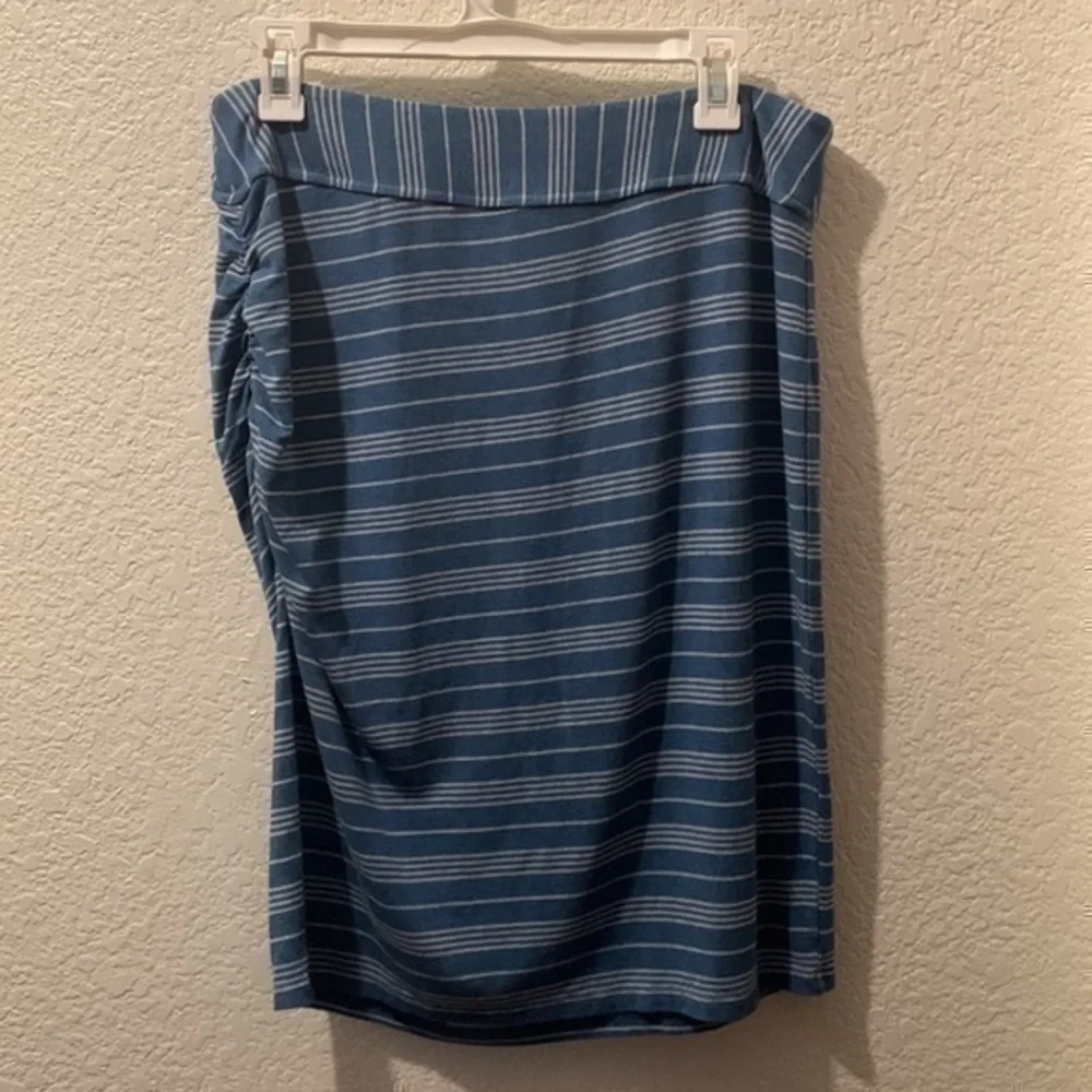 Athleta large skirt designed in Sonoma County CA - Picture 2 of 9